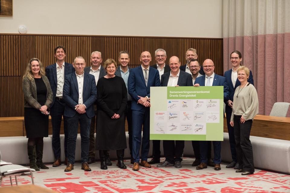 Ondertekening samenwerking Drents Energieloket